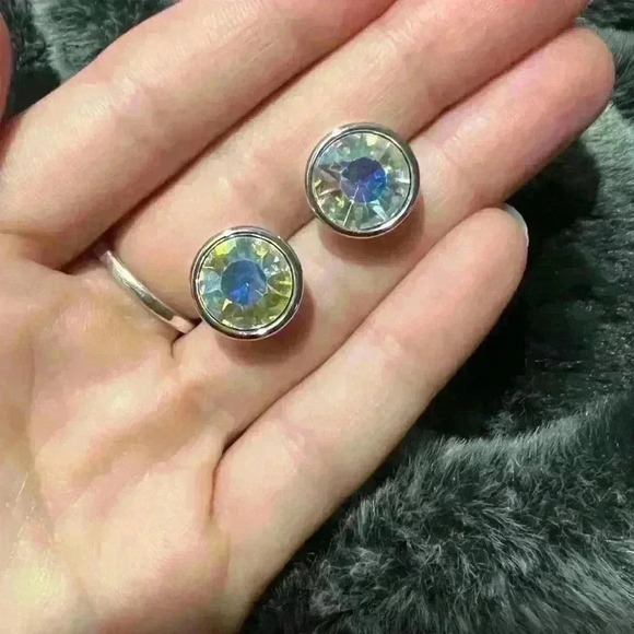 NWOT | Betsey Johnson | Kaleidoscope Diamond Stud Earrings - Picture 3 of 13